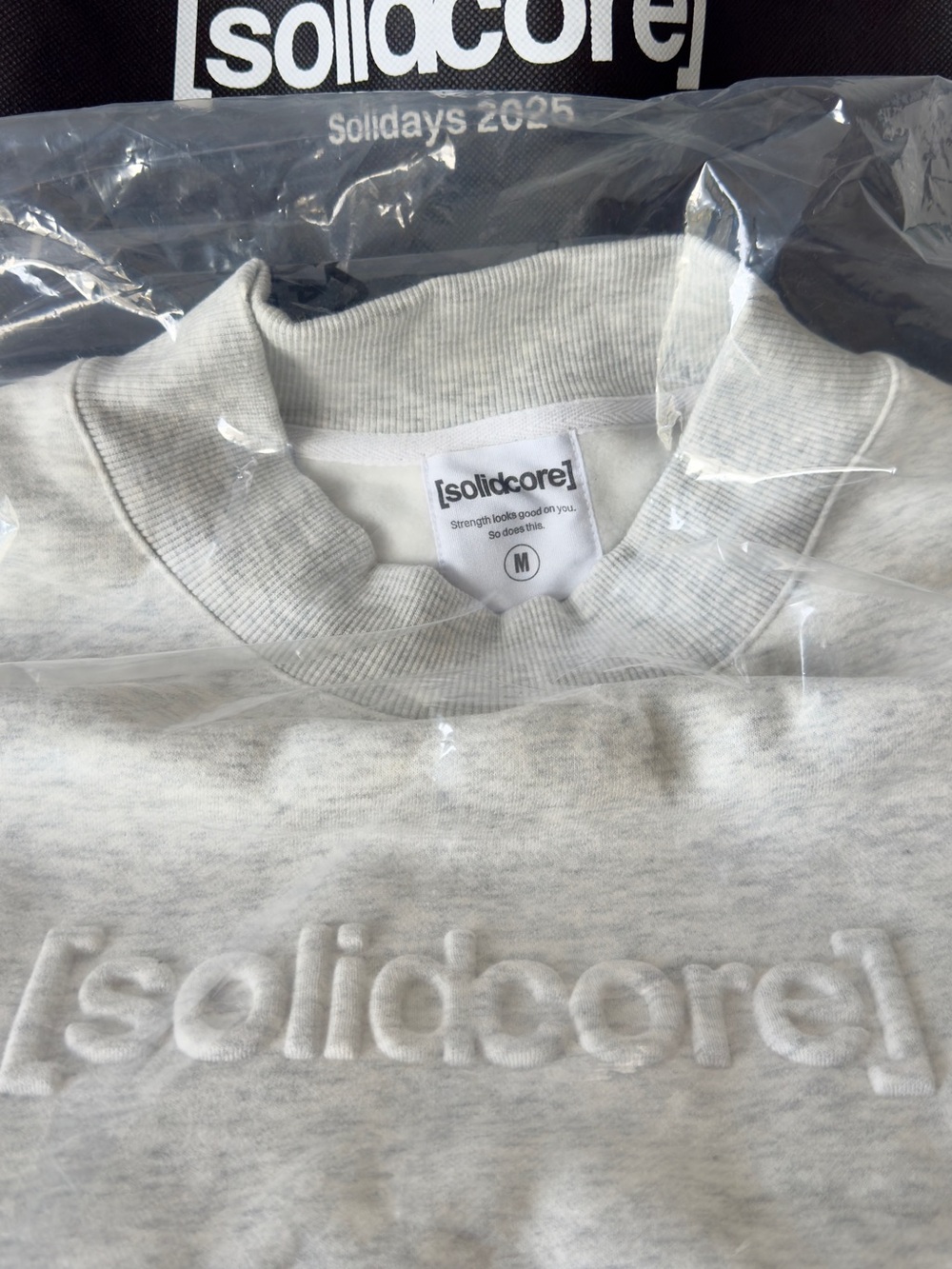 SOLIDCORE Solidays 2025 NWT Crewneck Sweatshirt Light Gray Size M + Tote